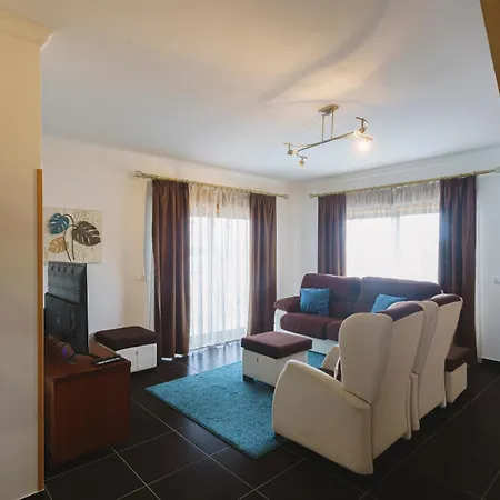 Apartamento 99 - Casinha Da *