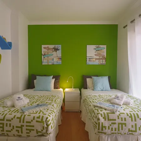Apartment 99 - Casinha Da *